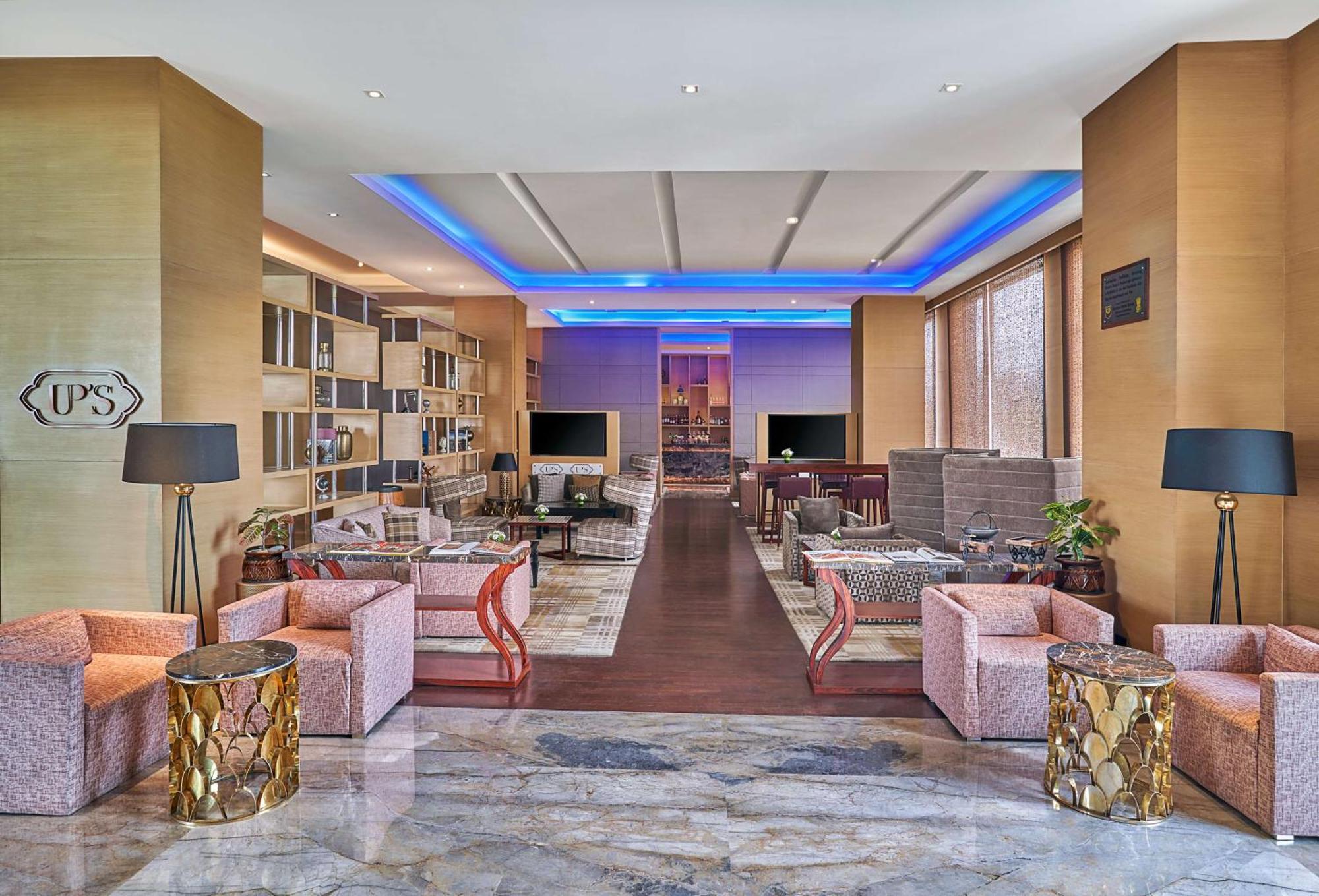 מלון Hyatt Regency Lucknow Gomti Nagar מראה חיצוני תמונה